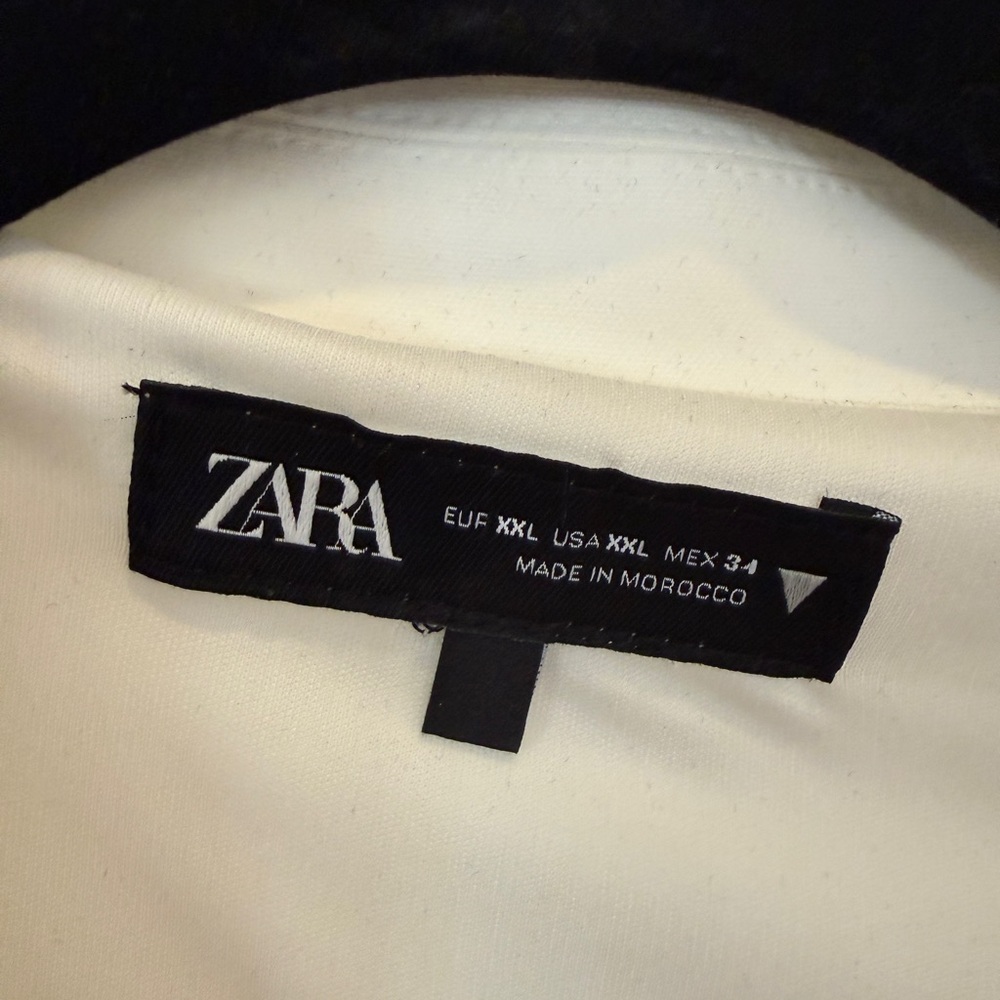 Zara Ivory Short Sleeve Blouse - Picture 2 of 6